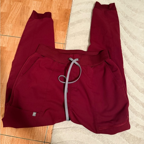 Fabletics scrub pants - Picture 3 of 4
